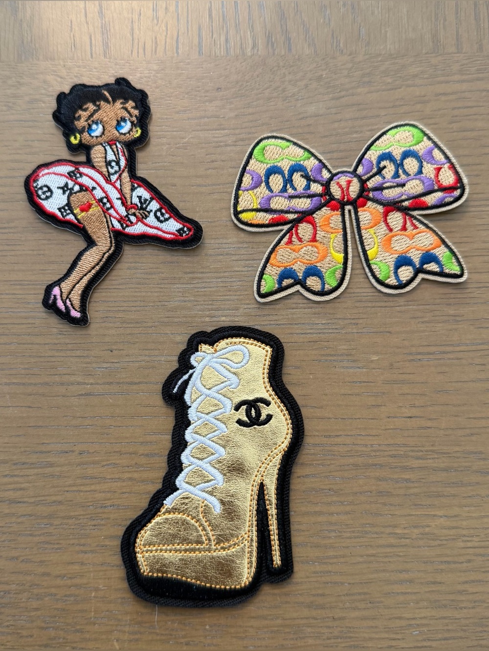 Iron on patches (3)